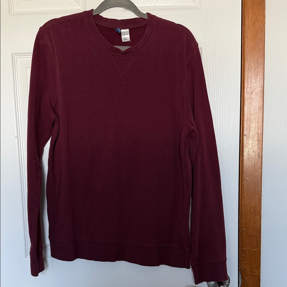 H&M Men's Deep Red Crewneck Sweater